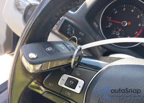 2018 Volkswagen Passat 2.0T Se from USA, damaged, VIN 1VWBA7A37JC032433